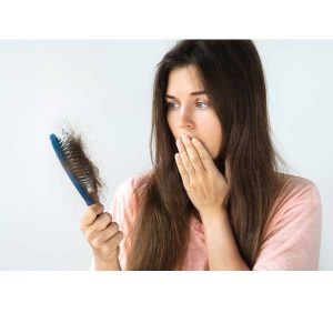 چگونه طب سوزنی می­تونه به درمان ریزش مو و رویش مجدد موها کمک کنه؟ <br>آیا واقعا طب سوزنی می­تونه از پس اینکار بر بیاد؟